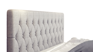 DIPLOMAT upholstered bed | CREATIVE